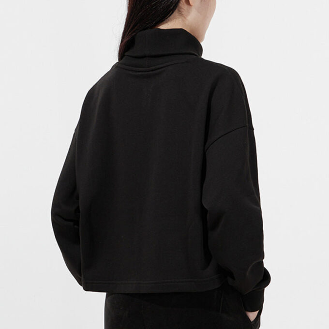 (WMNS) Classics Logo Broderi Genser Svart