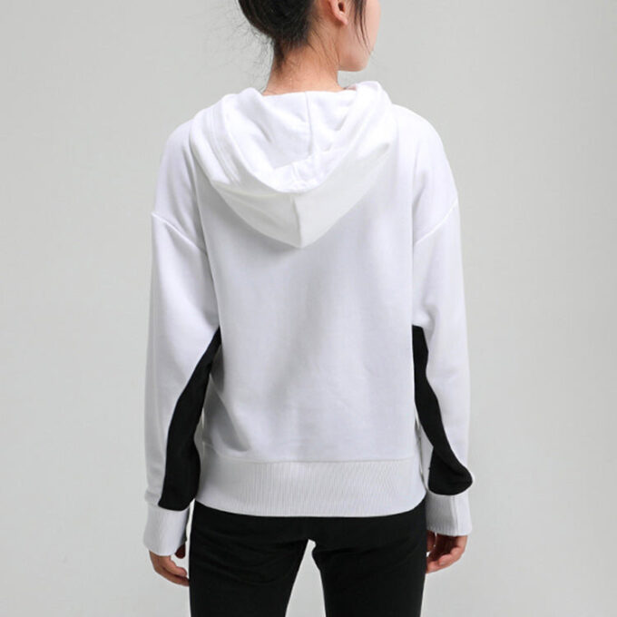 (WMNS) Classics Logo Hettegenser «Hvit Svart»