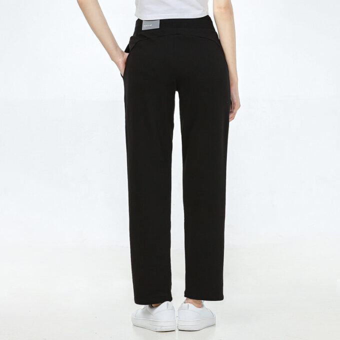 (WMNS) Essential Joggebukse «Svart»