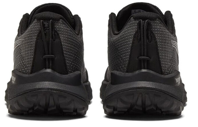 (WMNS) Fast-Trac Nitro «Svart metallisk sølv»