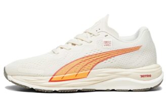 (WMNS) First Mile x Velocity Nitro 2 «Varm hvit, lys melon»