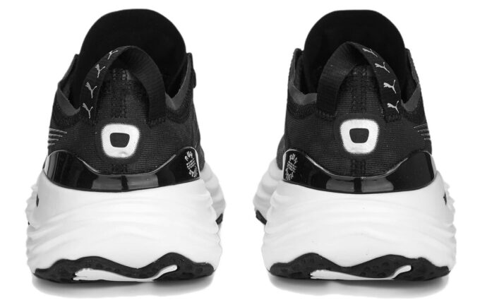 (WMNS) ForeverRun Nitro «Svart og hvit»