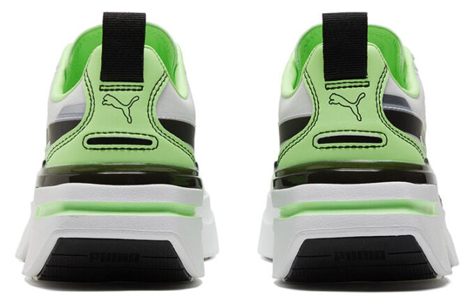 (WMNS) Kosmo Rider &laquo;Nye virkeligheter&raquo;