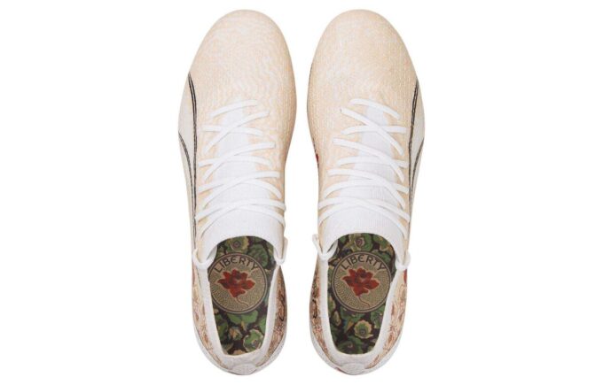 (WMNS) Liberty Of London x Ultra FG AG &laquo;Blomster&raquo;