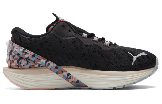 (WMNS) Maggie Stephenson x Run XX Nitro-kunstverket «Black Arctic Ice»