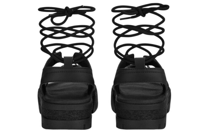 (WMNS) Mayze Sandal Lisser &laquo;Svart&raquo;