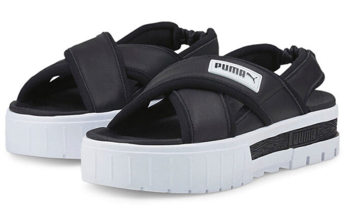 (WMNS) Mayze Sandal &laquo;Svart Hvit&raquo;