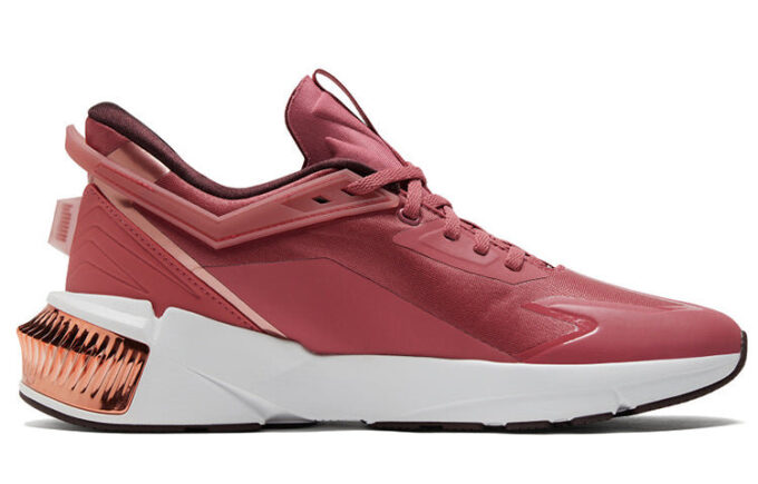 (WMNS) Provoke Xt Ftr Moto Rose Lave Løpesko Rød