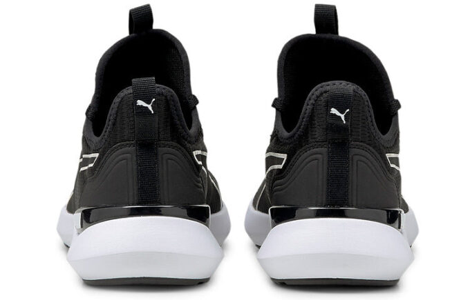(WMNS) Pure XT «Svart og hvit»