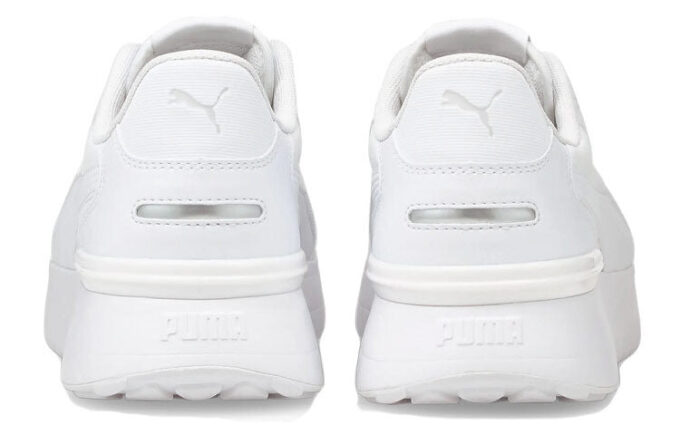 (WMNS) R78 Voyage &laquo;Hvit&raquo;