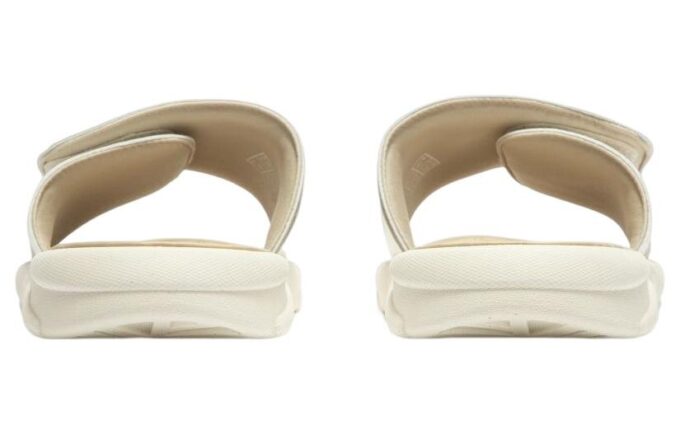 (WMNS) Royalcat Comfort «Frosted Elfenben»
