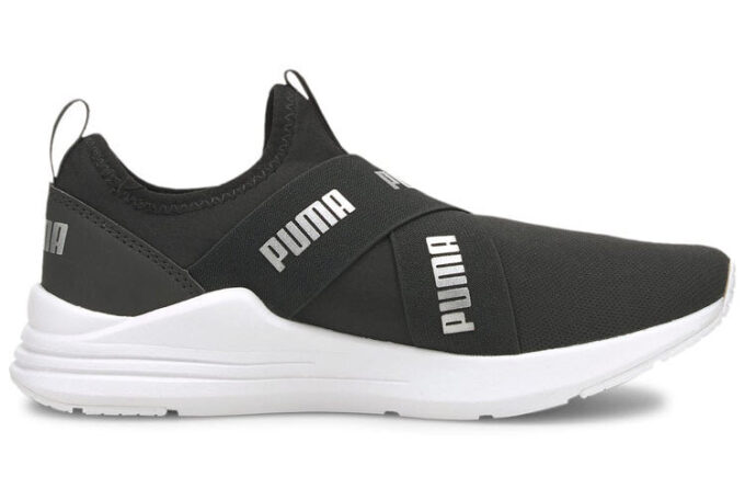 (WMNS) Running Slip-On med kabel «Svart sølv»