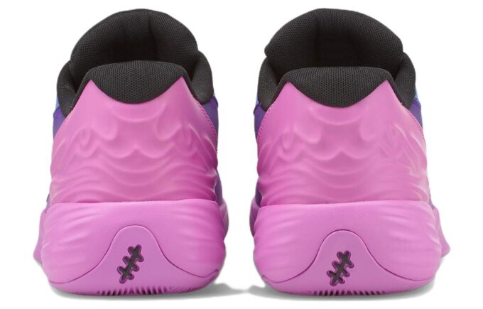 (WMNS) Stewie 1 &laquo;Forårsaker trøbbel&raquo;