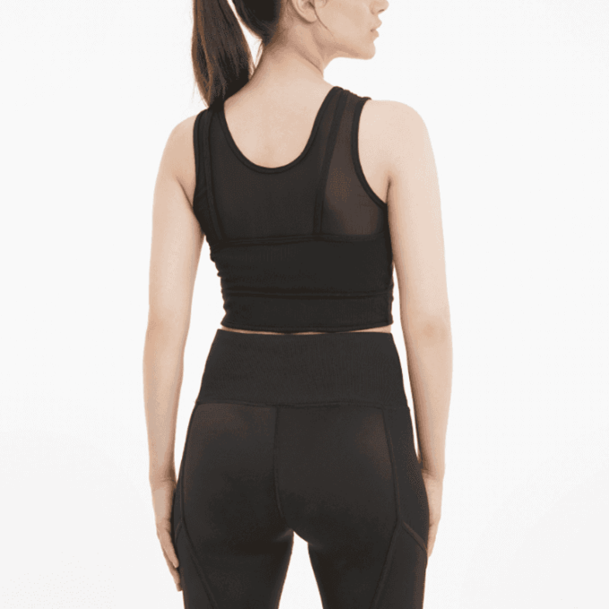 (WMNS) STUDIO Lagdelt Crop Top «Svart»