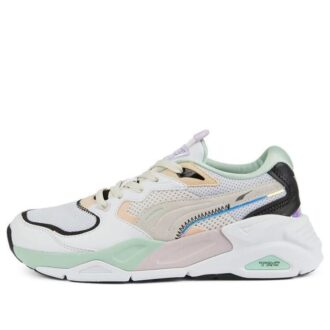 (WMNS) TRC Mira Dimensions «Hvit Nimbus-sky»
