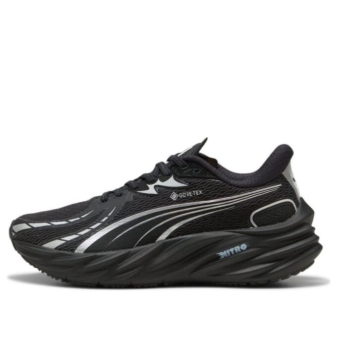 (WMNS) Velocity Nitro 4 Gore-Tex &laquo;Svart Sølv&raquo;
