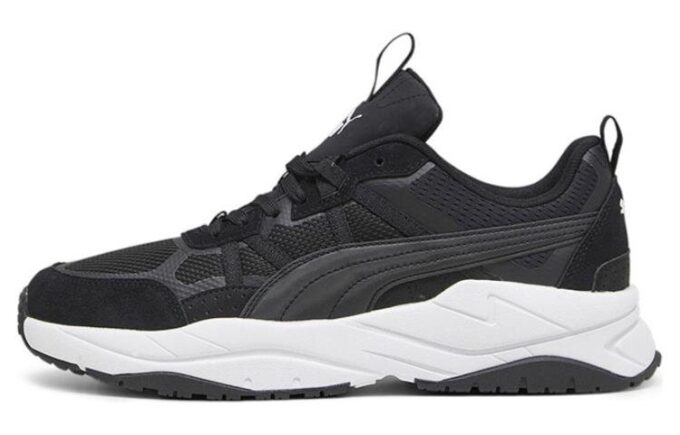 X-Ray Tour Sneakers &laquo;Svart Hvit&raquo;